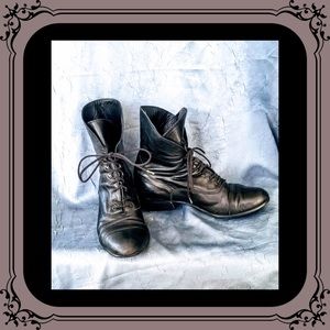 VINTAGE SOFT LEATHER MOTO BOOTS